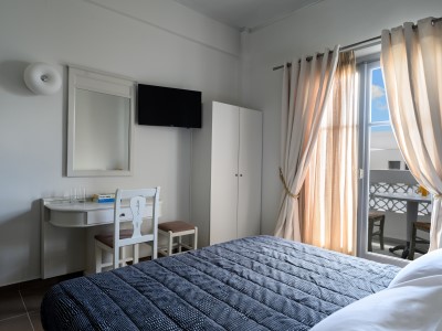 bedroom 3 - hotel afroditi venus beach resort - santorini, greece