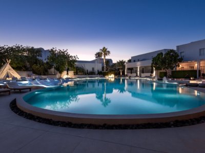 outdoor pool - hotel amaria beach resort - santorini, greece