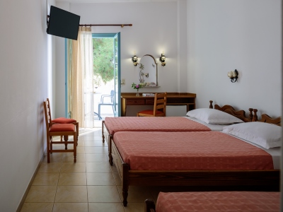 bedroom 5 - hotel armonia - santorini, greece