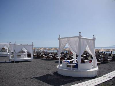 beach - hotel beach boutique - santorini, greece