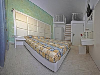 bedroom - hotel sellada apartments - santorini, greece