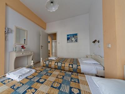 bedroom 1 - hotel sellada apartments - santorini, greece