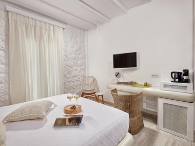bedroom 5 - hotel petri suites - santorini, greece