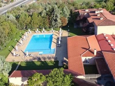 outdoor pool 1 - hotel amalia kalambaka - kalambaka, greece