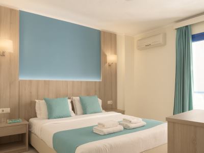 bedroom 2 - hotel central hersonissos - chersonisos, greece