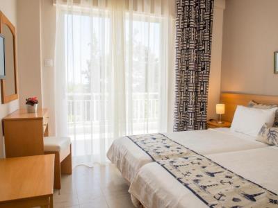 bedroom 1 - hotel georgalas rest apartments - halkidiki, greece