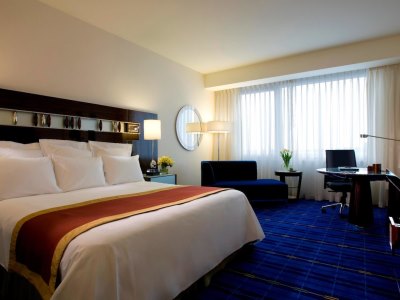 bedroom - hotel skycity marriott - hong kong, hong kong