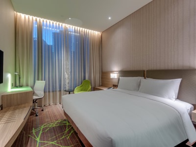 bedroom - hotel holiday inn express kowloon cbd2 - hong kong, hong kong