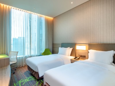 standard bedroom 1 - hotel holiday inn express kowloon cbd2 - hong kong, hong kong