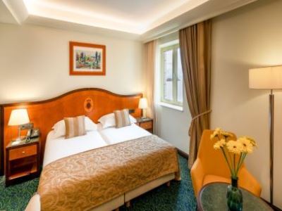 bedroom - hotel more - dubrovnik, croatia