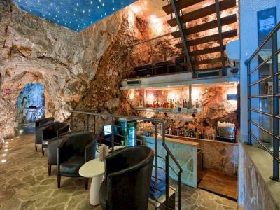 bar - hotel more - dubrovnik, croatia