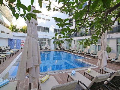 outdoor pool - hotel lero - dubrovnik, croatia