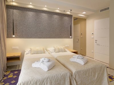 bedroom 1 - hotel lero - dubrovnik, croatia