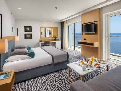 bedroom 9 - hotel royal neptun - dubrovnik, croatia