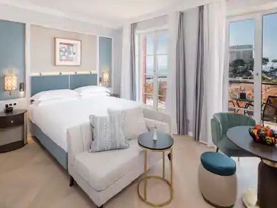 bedroom 1 - hotel hilton imperial - dubrovnik, croatia