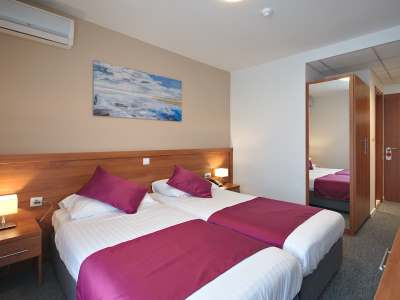 bedroom 10 - hotel komodor - dubrovnik, croatia