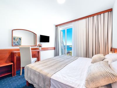 bedroom 1 - hotel komodor - dubrovnik, croatia
