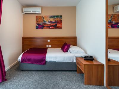 bedroom 20 - hotel komodor - dubrovnik, croatia