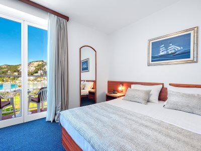 bedroom 2 - hotel komodor - dubrovnik, croatia
