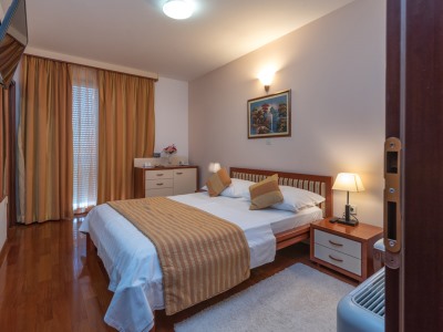 bedroom 2 - hotel trogir palace - trogir, croatia