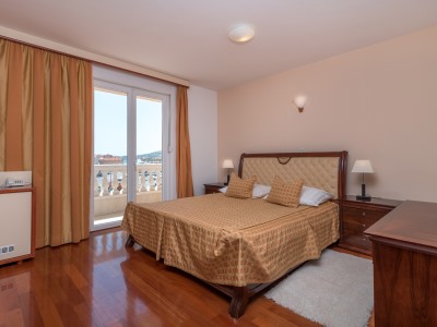 bedroom 3 - hotel trogir palace - trogir, croatia