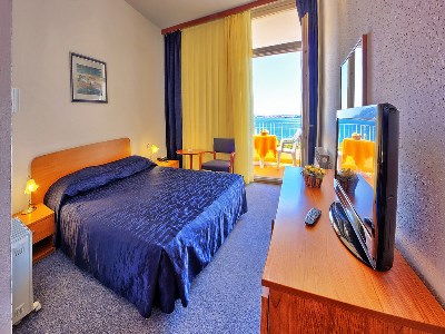 bedroom 3 - hotel medena - trogir, croatia