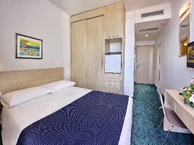 bedroom 5 - hotel medena - trogir, croatia