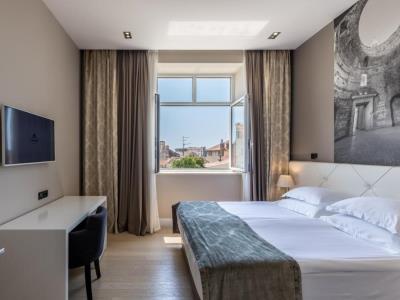 bedroom 2 - hotel cornaro - split, croatia