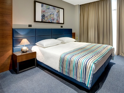 bedroom 1 - hotel marvie - split, croatia