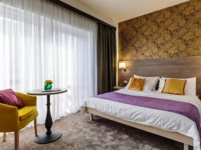 bedroom 1 - hotel hotel mondo - split, croatia