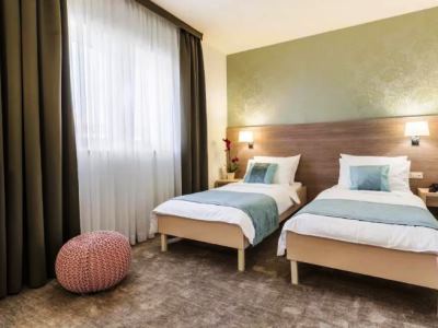 bedroom 3 - hotel hotel mondo - split, croatia
