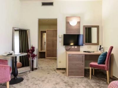 bedroom 4 - hotel hotel mondo - split, croatia