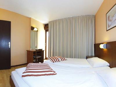 bedroom 2 - hotel donat - zadar, croatia