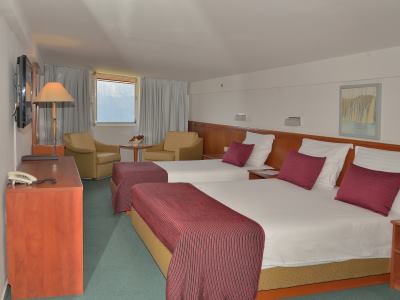 bedroom 3 - hotel jezero - plitvice, croatia