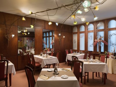 restaurant 1 - hotel benczur - budapest, hungary