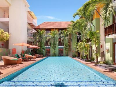 outdoor pool - hotel harris hotel tuban - bali - bali island, indonesia