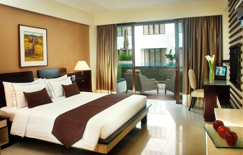deluxe room - hotel aston kuta hotel and residence - bali island, indonesia