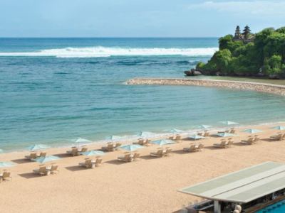 beach - hotel mulia resort - bali island, indonesia