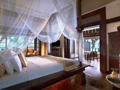 bedroom 1 - hotel banyan tree - bintan, indonesia