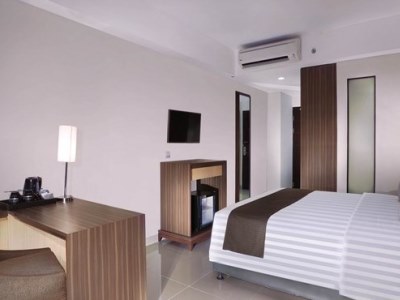 bedroom 2 - hotel alana hotel conference center malioboro - yogyakarta, indonesia