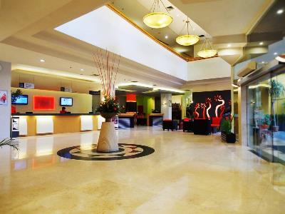 lobby - hotel phoenix - yogyakarta, indonesia