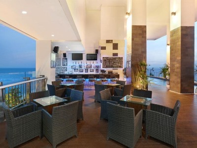 café - hotel swiss-belhotel balikpapan - balikpapan, indonesia