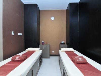 spa - hotel swiss-belhotel balikpapan - balikpapan, indonesia