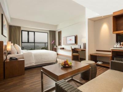 junior suite - hotel swiss-belresort dago heritage - bandung, indonesia