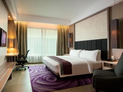 bedroom - hotel holiday inn bandung pasteur - bandung, indonesia