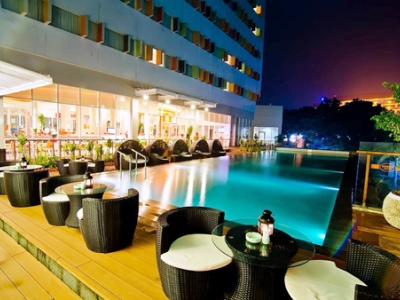outdoor pool - hotel harris hotel batam center - batam, indonesia