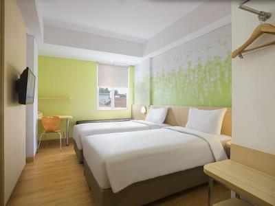 bedroom 1 - hotel zest bogor - bogor, indonesia