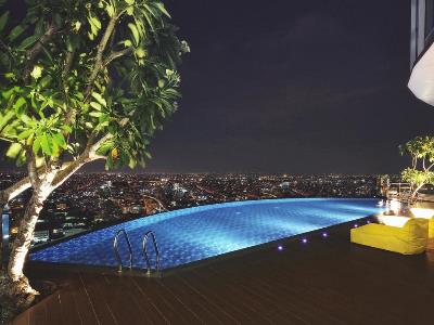 outdoor pool - hotel ciputra world by swiss-belhotel intl - surabaya, indonesia