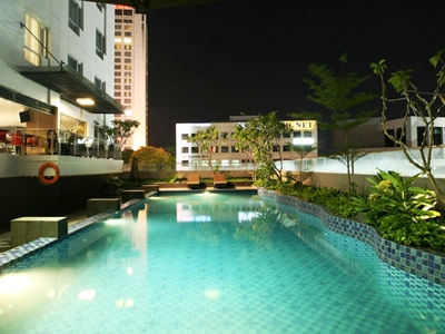 outdoor pool - hotel crown prince - surabaya, indonesia