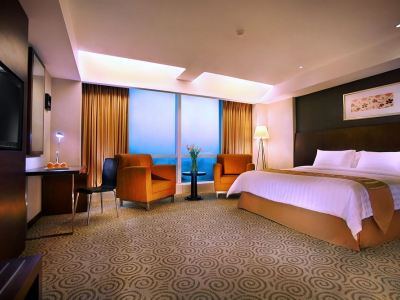 bedroom - hotel alana - surabaya, indonesia